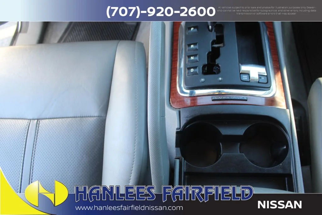 Used 2005 White Jeep Limited image 20