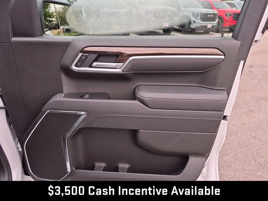 New 2026 Summit White GMC Elevation image 40