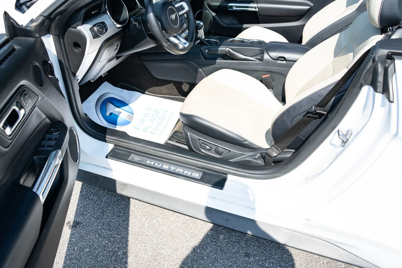 Used 2016 White Ford EcoBoost Premium image 16