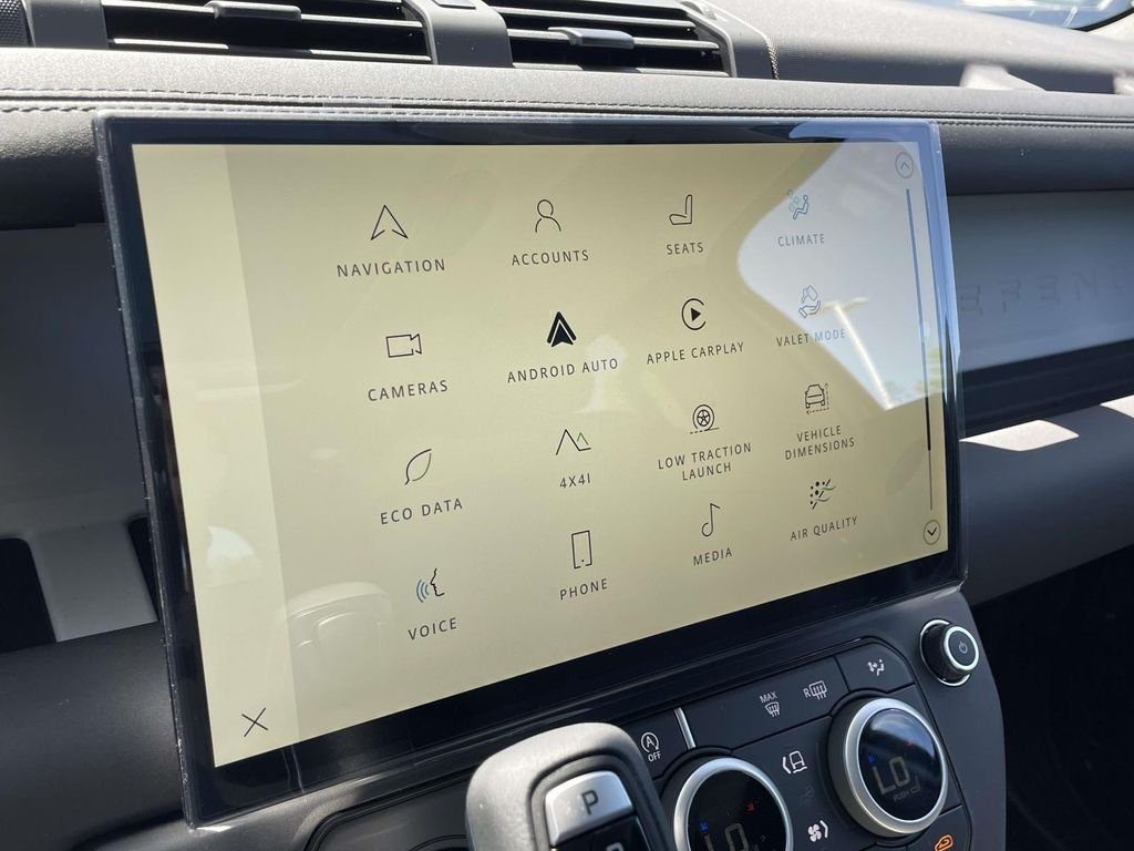 New 2026 Woolstone Green Land Rover S image 25