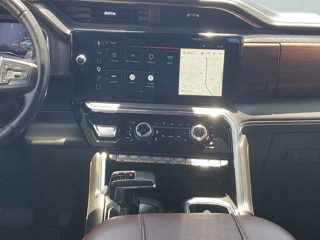 Used 2025 Thunderstorm Gray GMC Denali Ultimate image 15