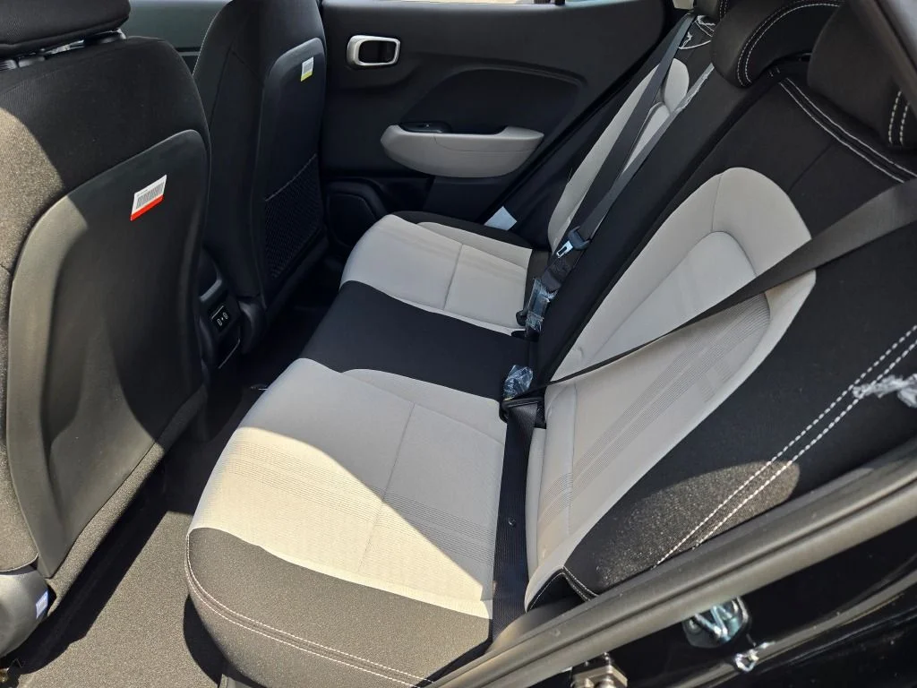 New 2026 Onyx Black Hyundai SEL image 15