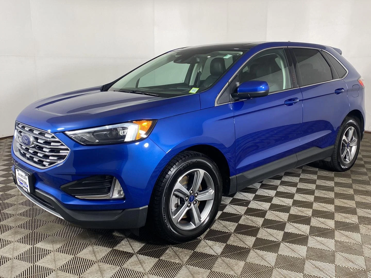 Used 2022 Blue Metallic Ford SEL image 25