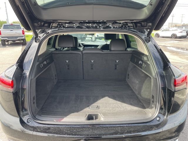 Used 2023 Black Buick Essence image 19