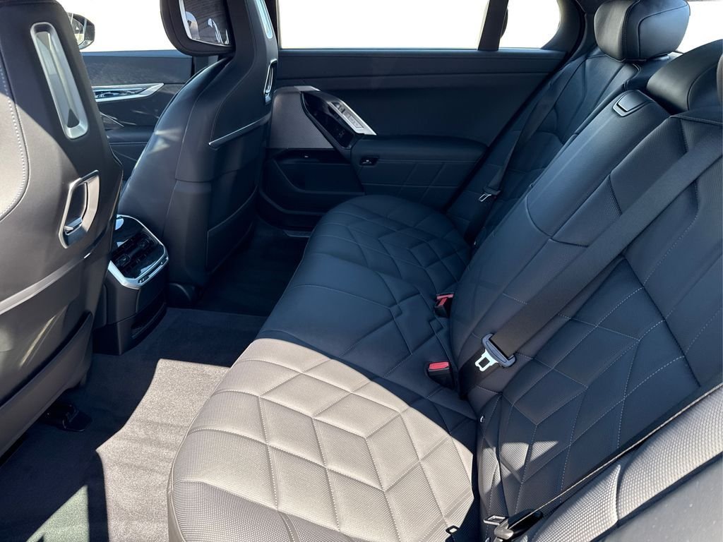 New 2026 Black BMW 750e xDrive image 10