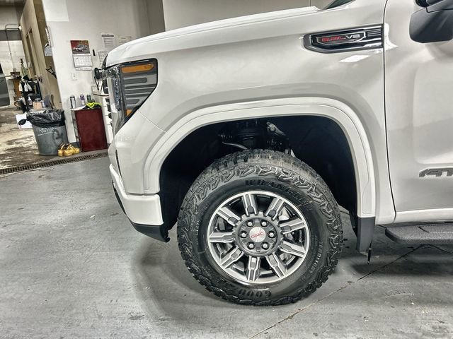 2026 GMC Sierra 1500 AT4 - Photo 10