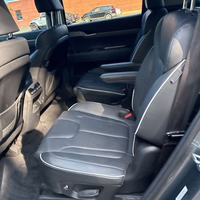 Used 2025 Graphite Hyundai XRT image 19
