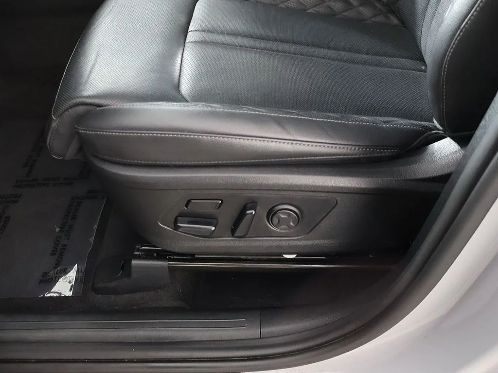 Used 2023 Gray Kia X-Line SX Prestige image 34