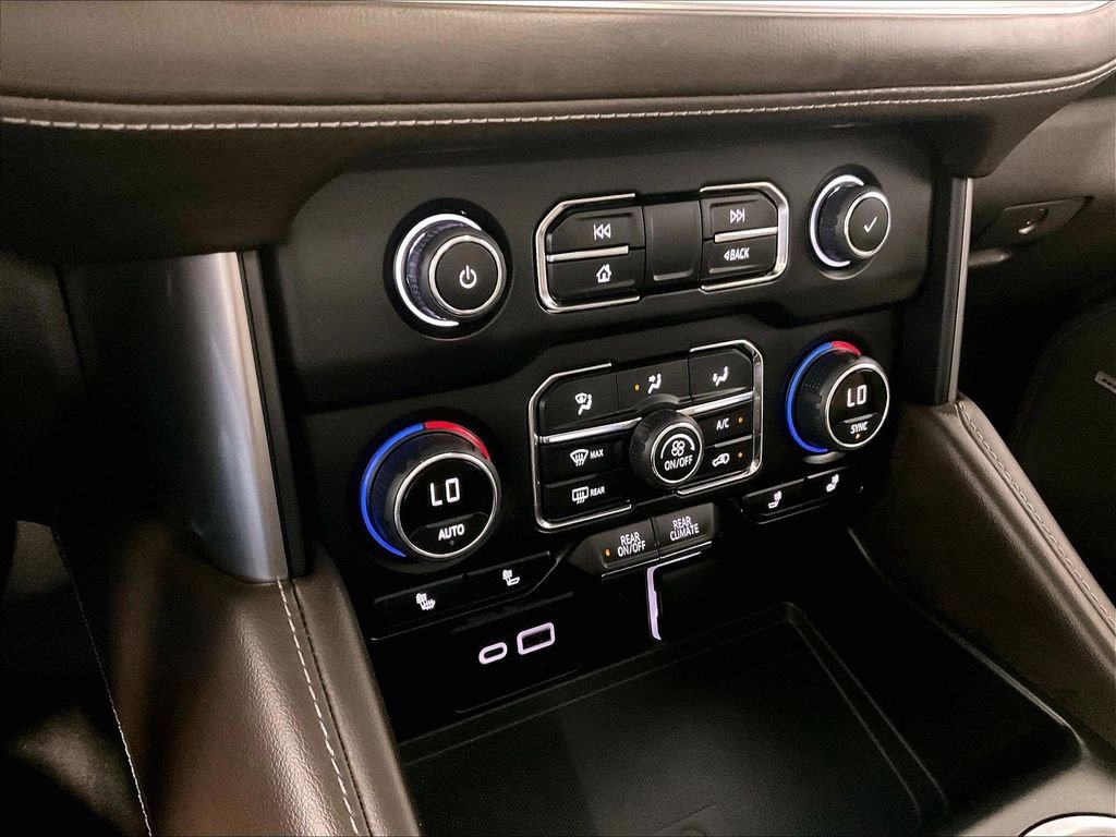 Used 2023 Blue Chevrolet LT image 27