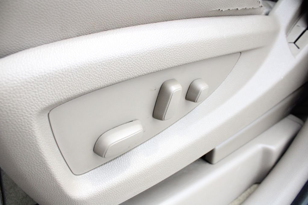 Used 2016 Summit White GMC SLT image 3