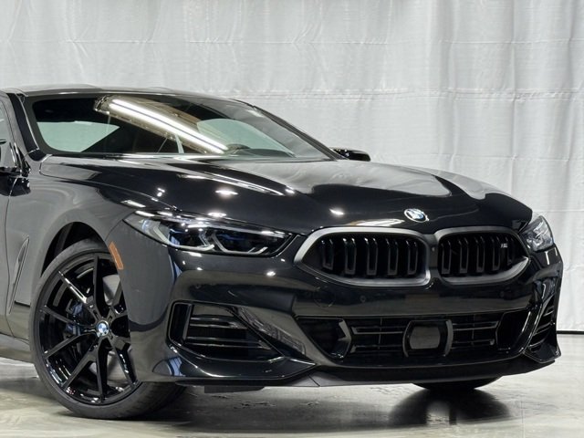 Used 2026 Black Sapphire Metallic BMW M850i xDrive image 2