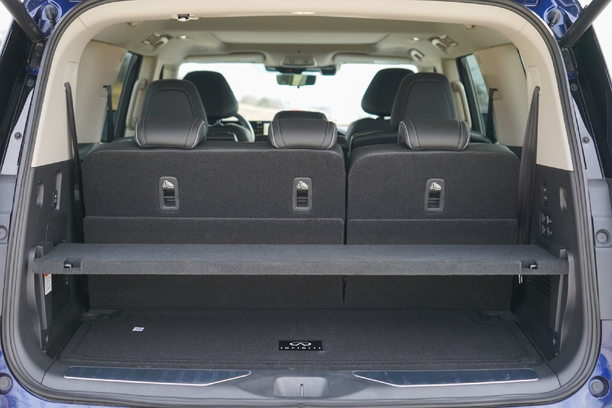 2025 INFINITI QX80 Sensory 4WD - Photo 26