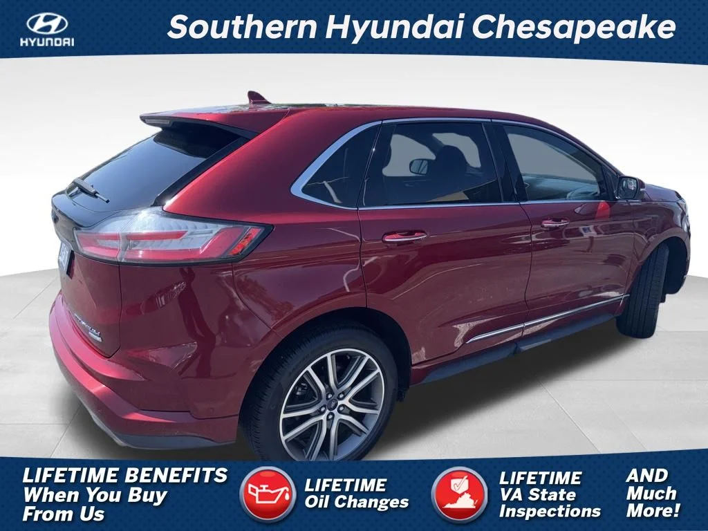 2019 Ford Edge Titanium's photo