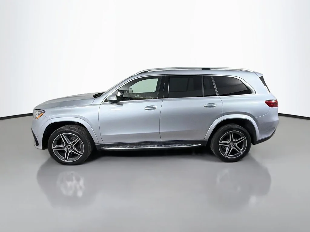 Used 2024  Mercedes-Benz GLS 450 image 9