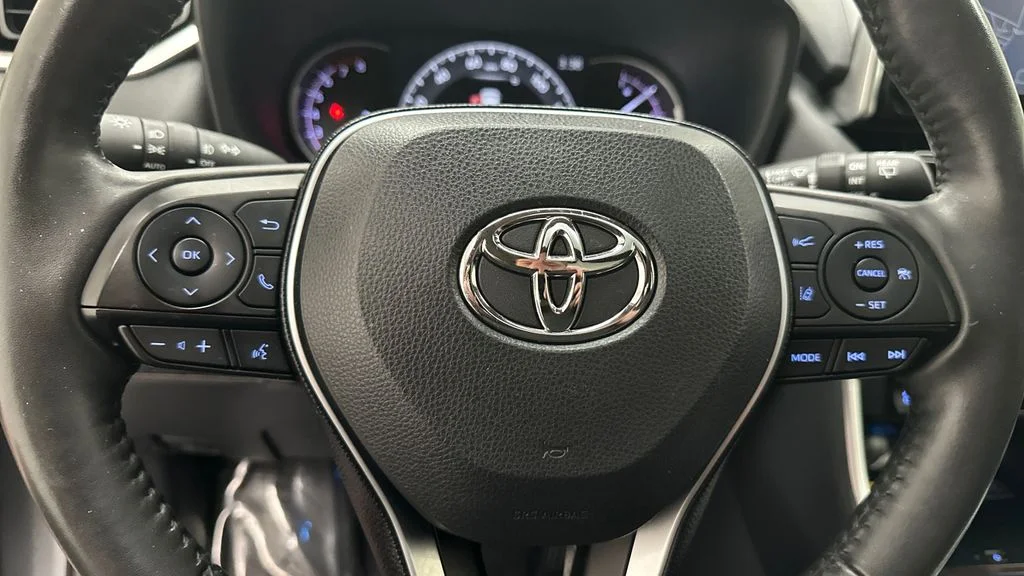 Used 2020 Gray Toyota Limited image 16