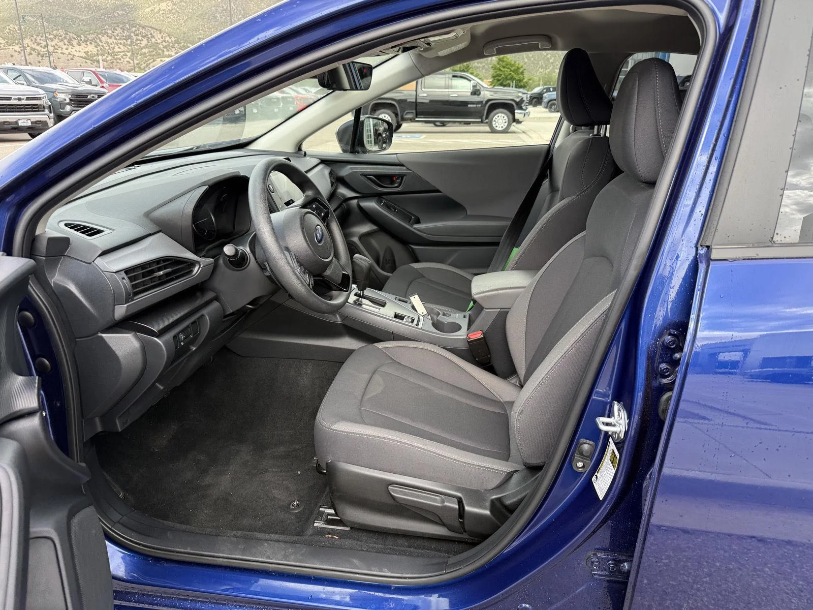 Used 2025 Sapphire Blue Pearl Subaru Premium image 6