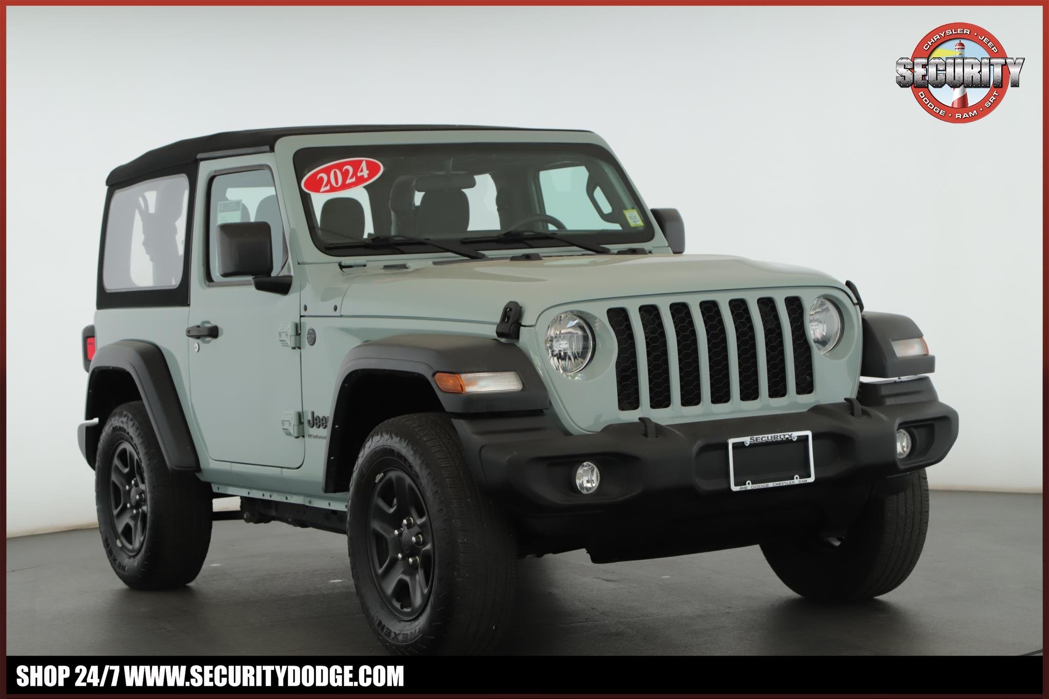 2024 Jeep Wrangler Sport's photo