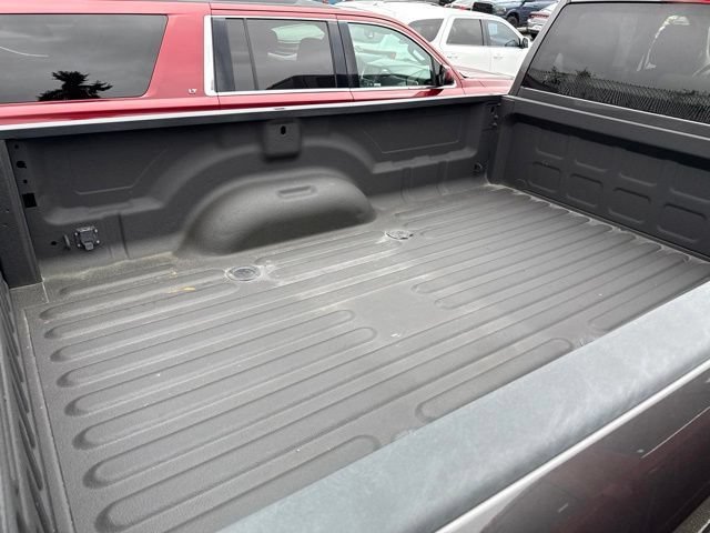 Used 2018 Granite Crystal Metallic Clearcoat Ram Tradesman image 14