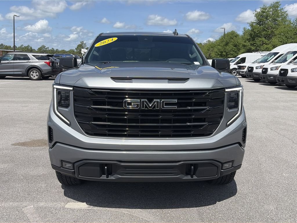 Used 2024 Silver GMC Elevation image 10