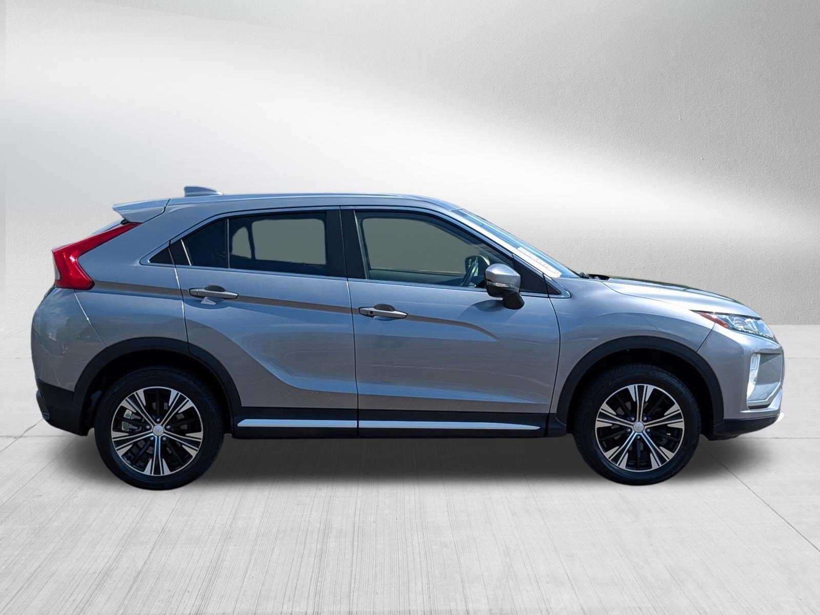 Used 2018 Mitsubishi Eclipse Cross SEL with VIN JA4AT5AA9JZ047342 for sale in Bloomington, MN