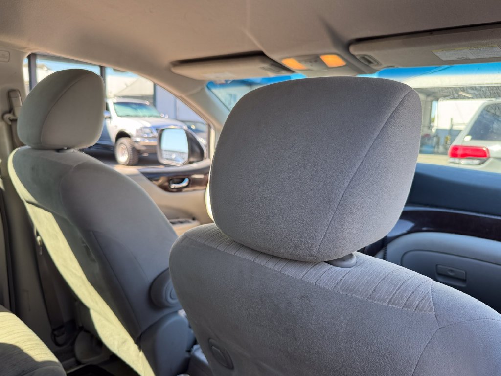 Used 2012 Titanium Beige Nissan 3.5 SL image 5