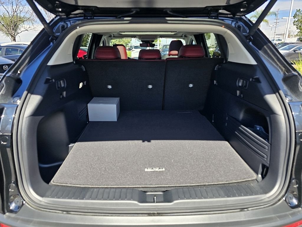 2026 Mazda CX-50 Premium - Photo 11