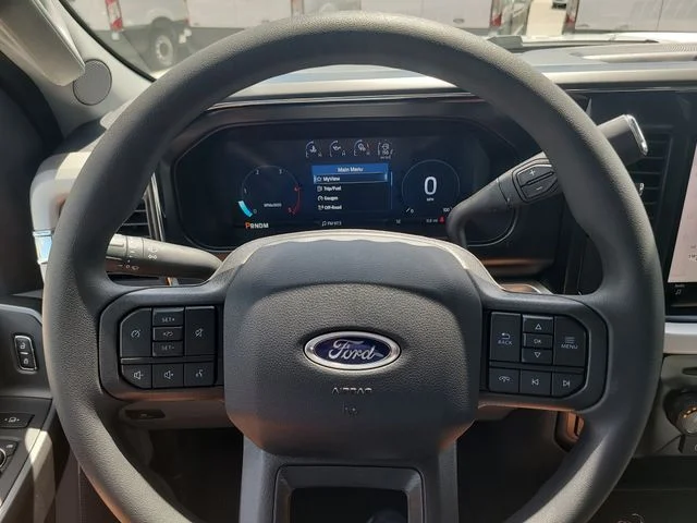 New 2026 Oxford White Ford XLT image 31