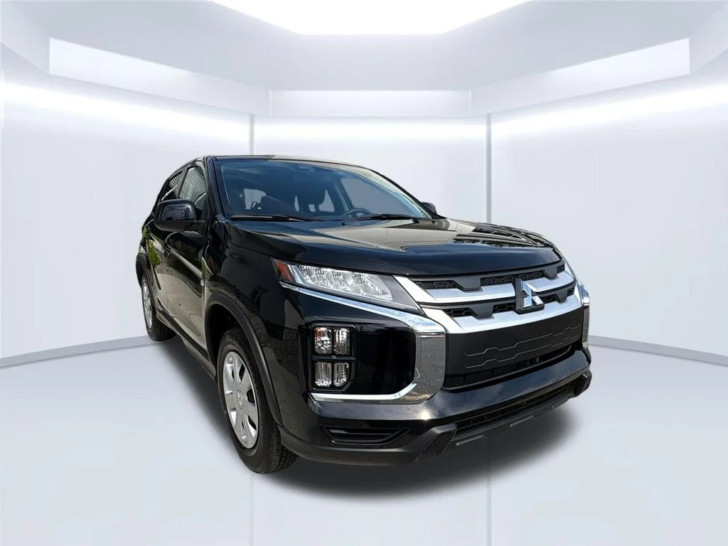 New 2026 Black Mitsubishi  image 5