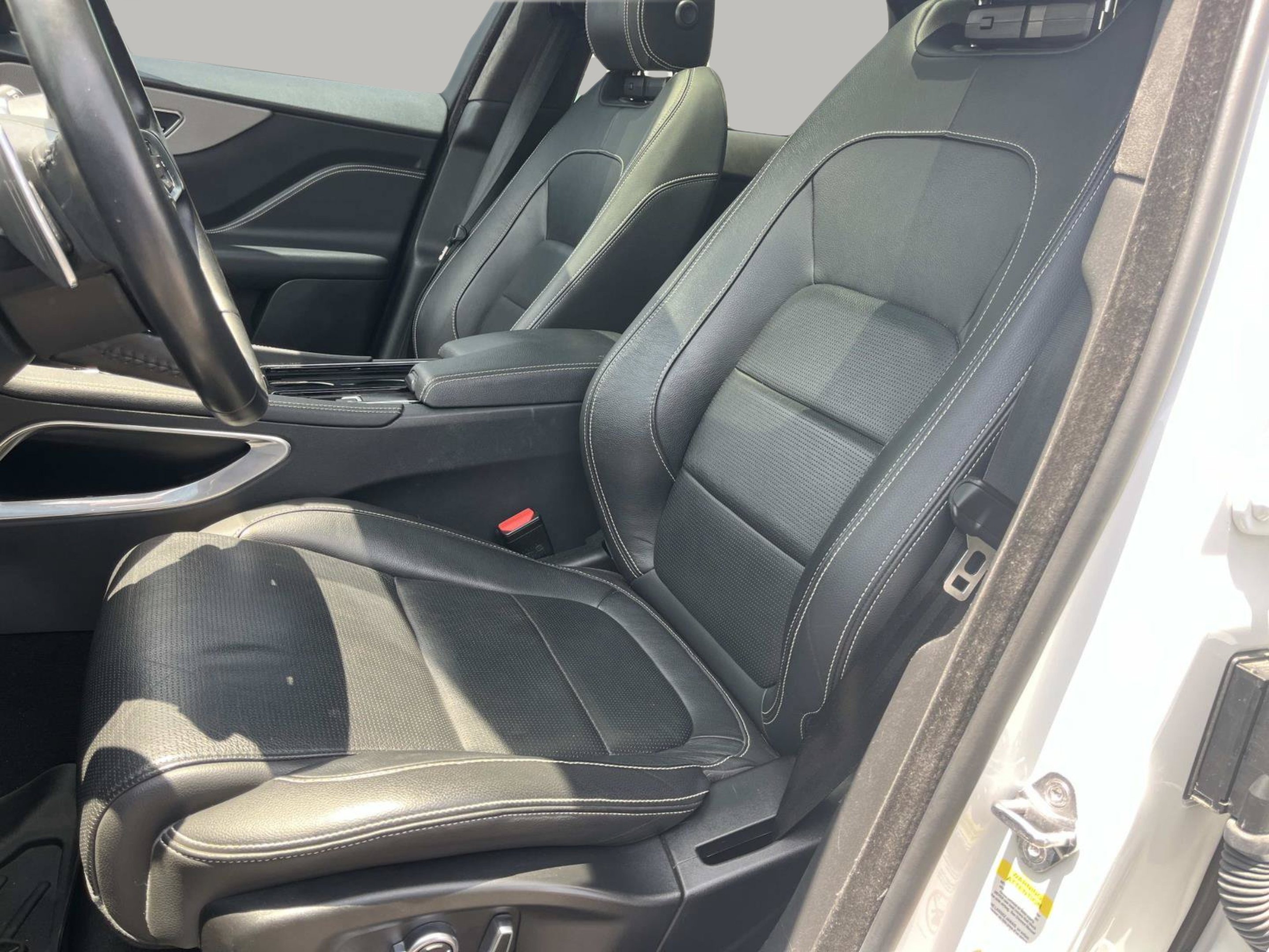 Used 2020 Fuji White Jaguar S image 31