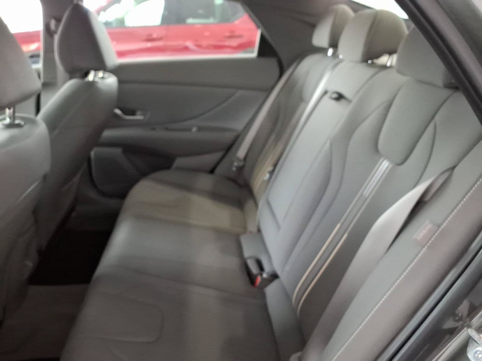Certified Used 2024 Amazon Gray Hyundai SEL image 13