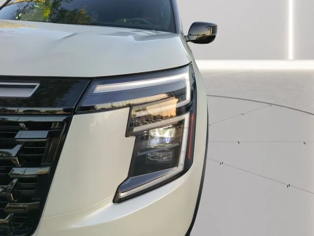 New 2026 Aspen White TriCoat / Super Black Two-tone Nissan PRO-4X® image 6
