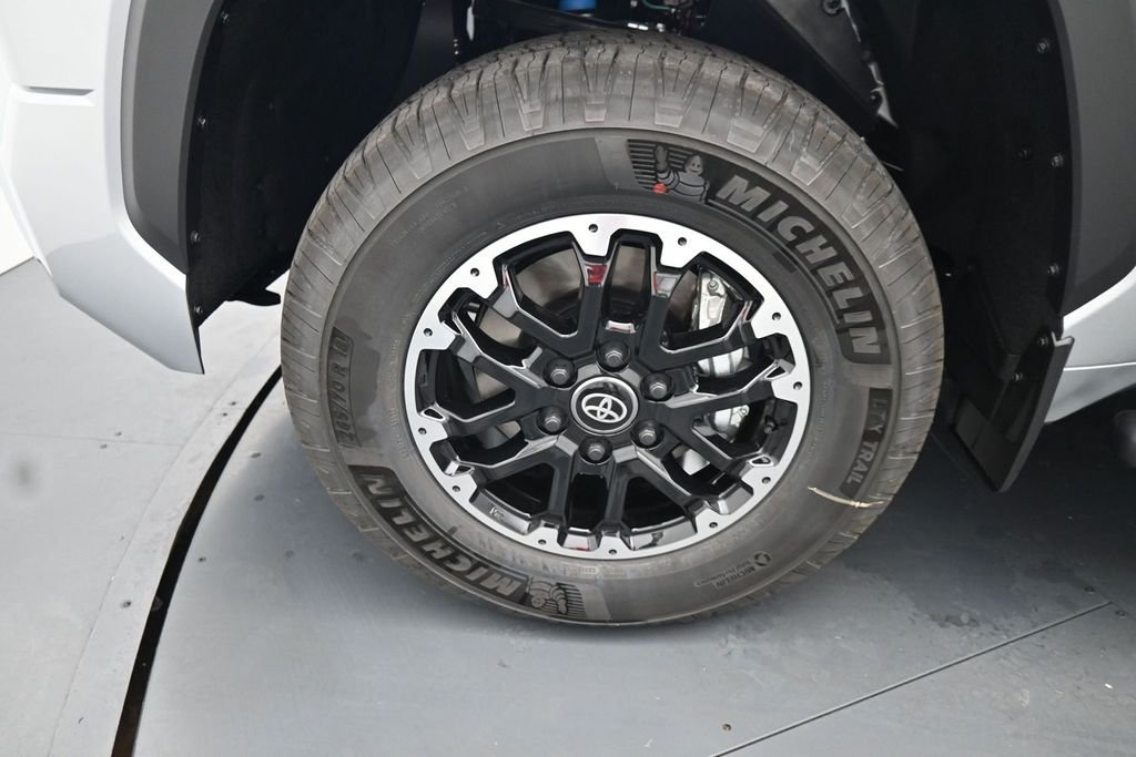 New 2026 Celestial Silver Metallic Toyota  SR5 image 12