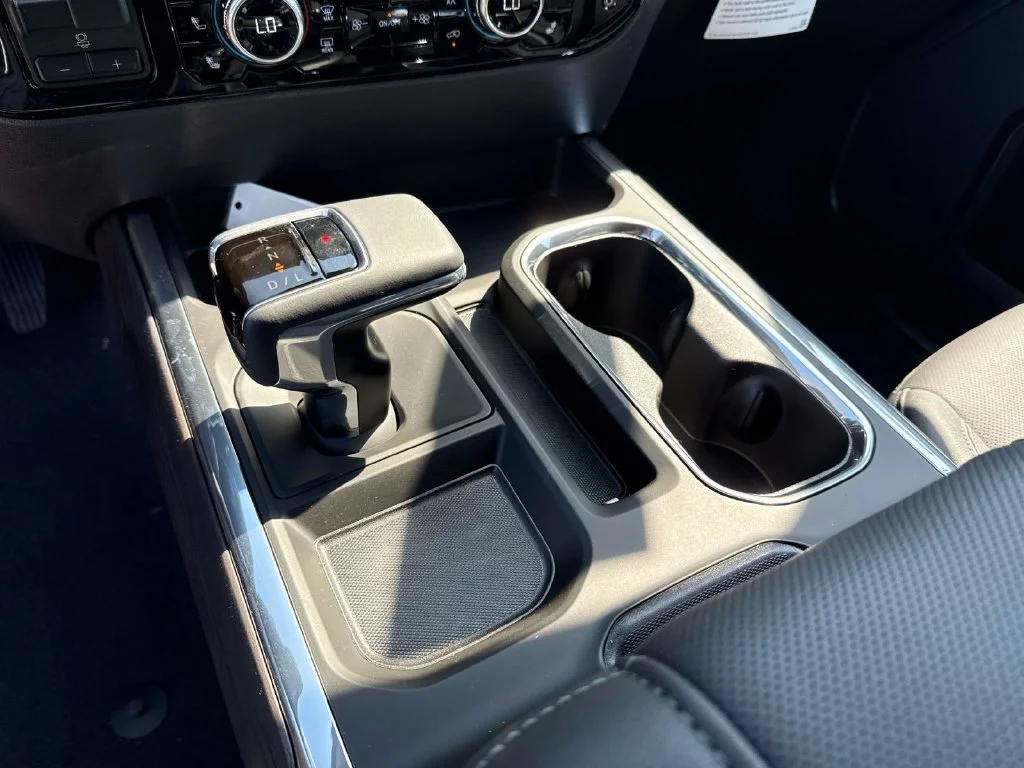 2026 GMC Sierra 1500 SLT - Photo 40