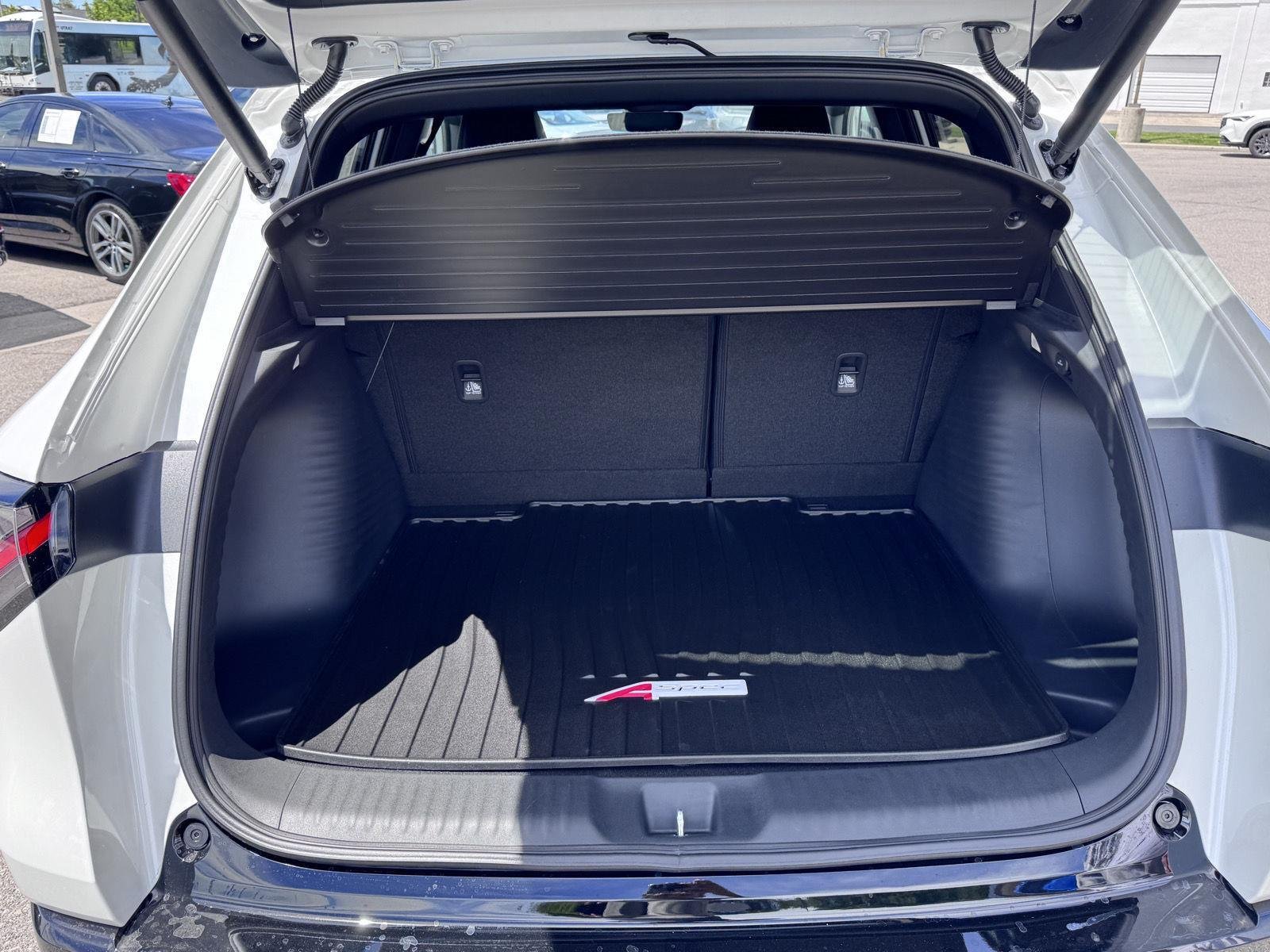 New 2026 Platinum White Pearl Acura w/A-SPEC image 25