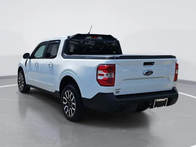 Used 2024 White Ford Lariat image 5