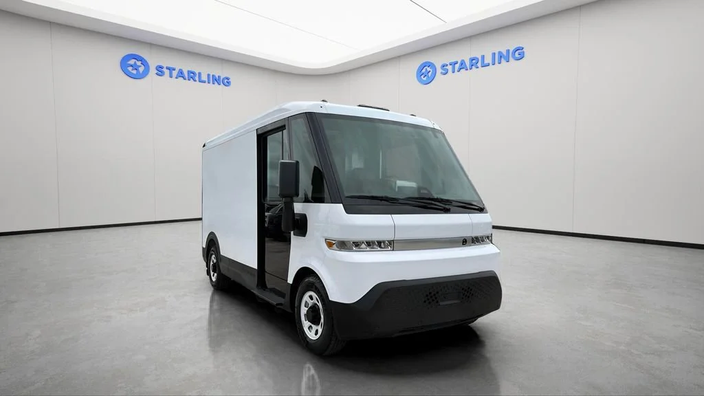 Used 2024 Oyster White BrightDrop EJY image 14