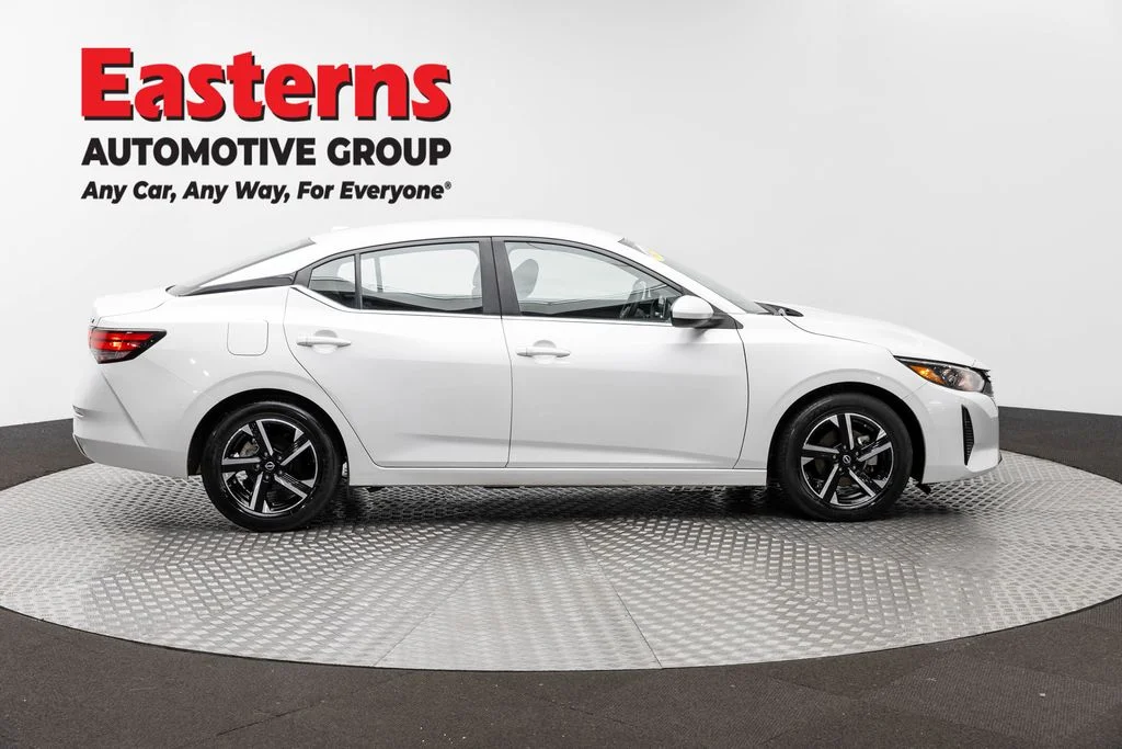 Used 2024 White Nissan SV image 4