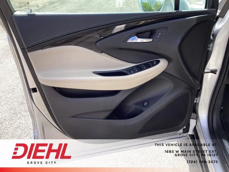Used 2019 Silver Buick Preferred image 19