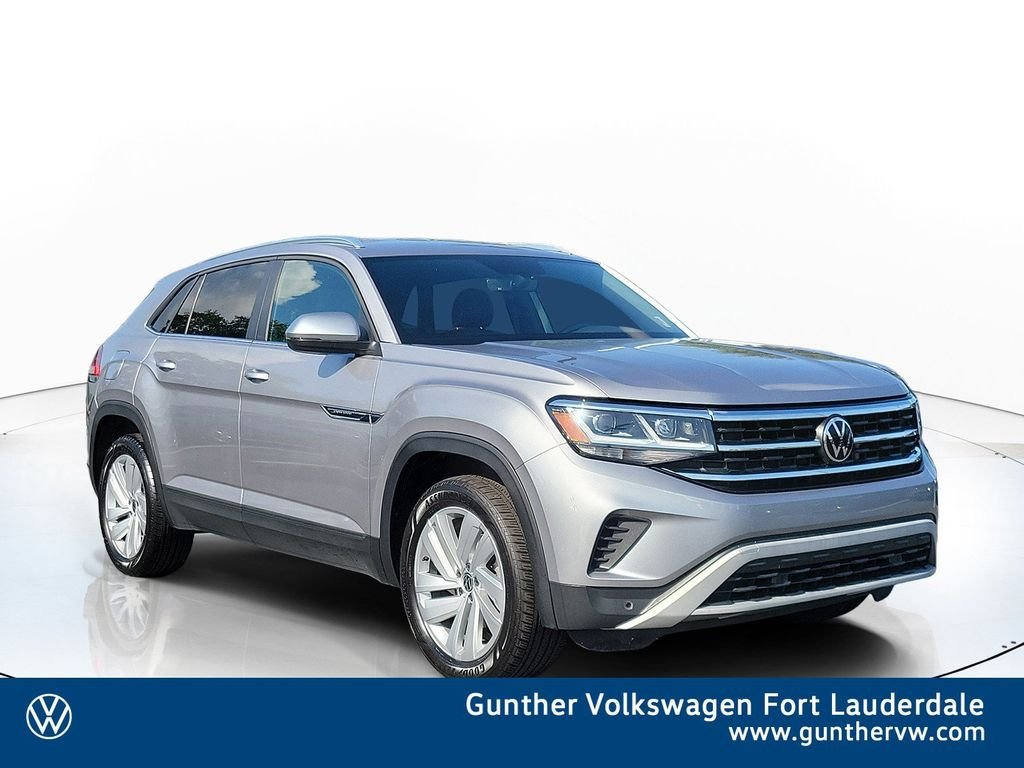 Certified Used 2023  Volkswagen 2.0T SE w/Technology image 1