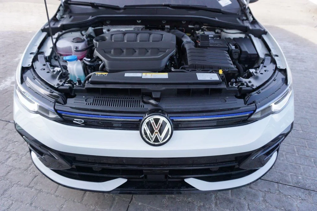 New 2026 White/off-white Volkswagen 2.0T image 32