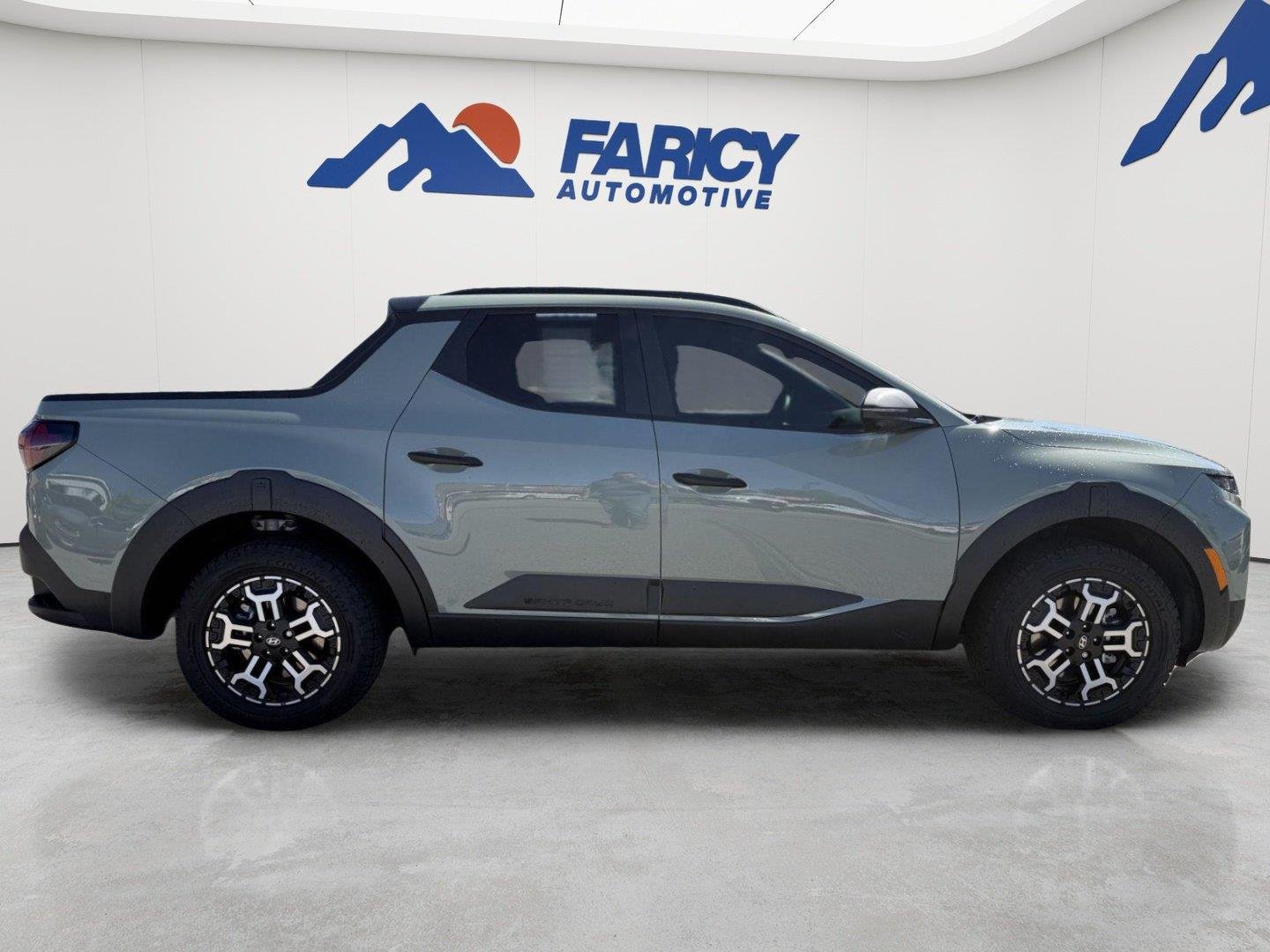 Used 2025 Sage Gray Hyundai XRT image 6