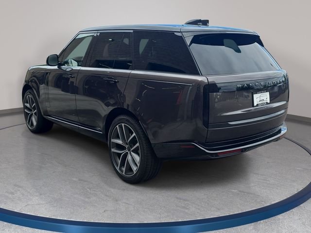 New 2027 Charente Grey Land Rover SE image 7