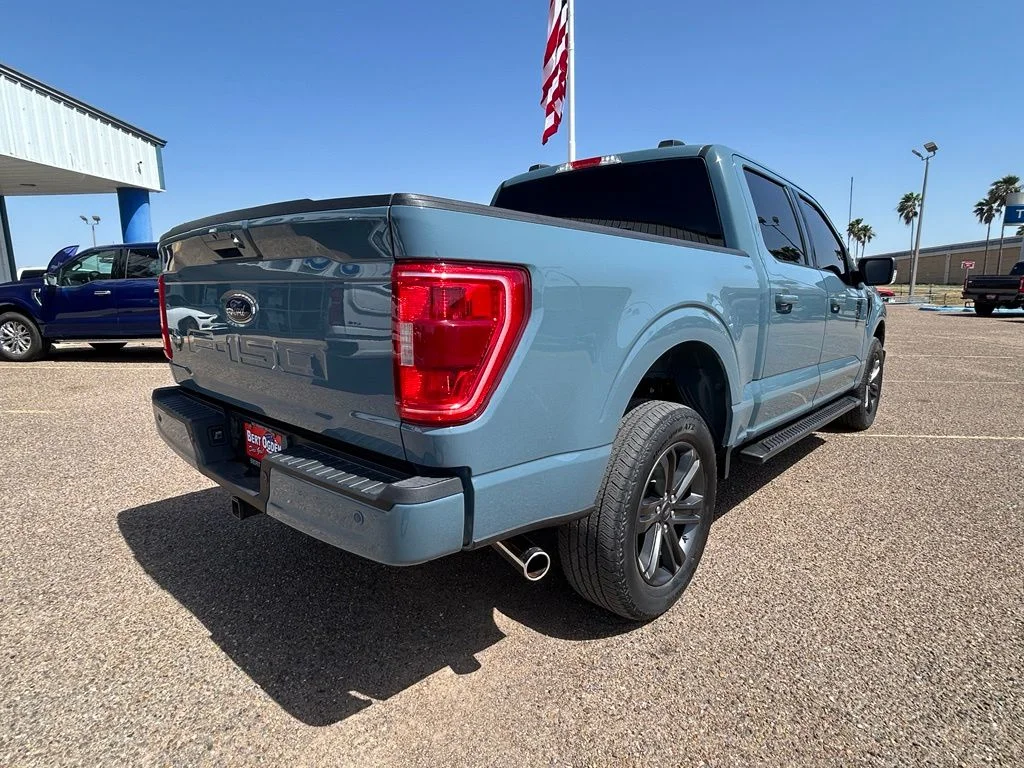 Used 2023 Blue Ford XLT image 6