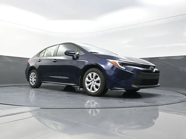 Used 2026  Toyota LE image 30
