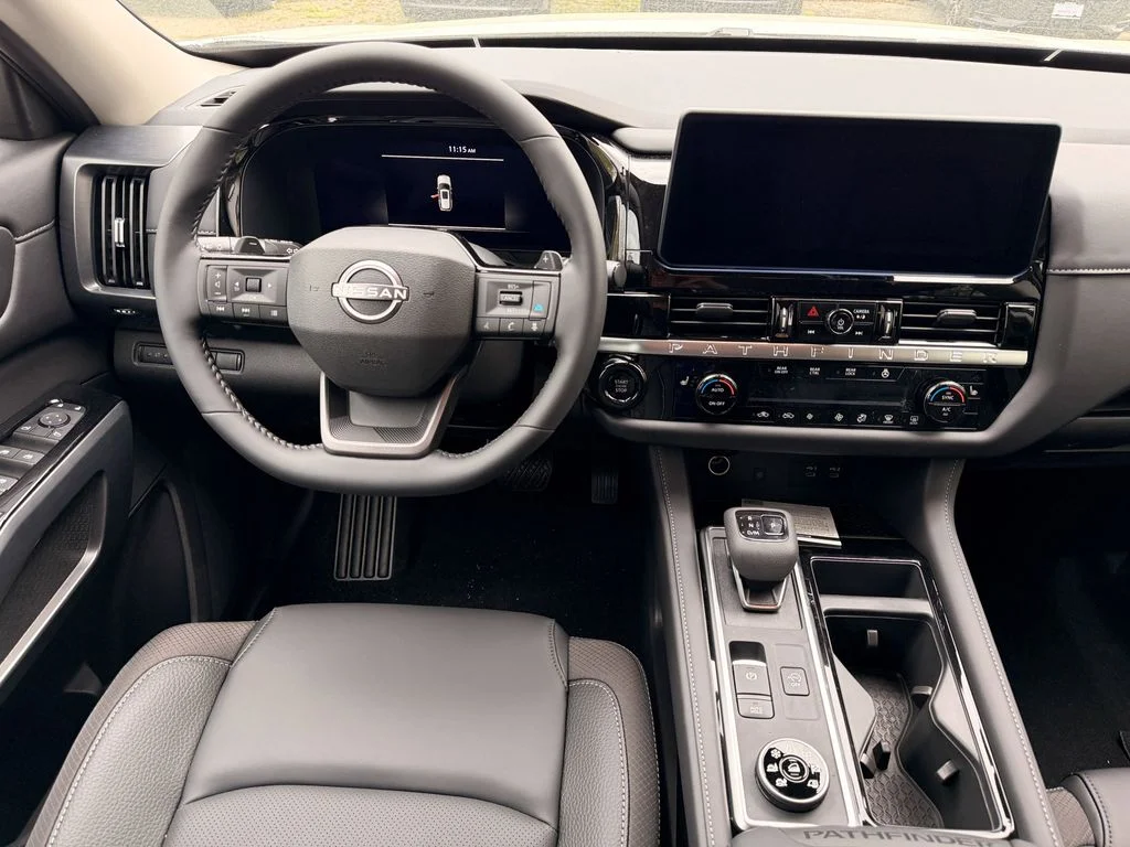 New 2026 White Nissan SL image 10
