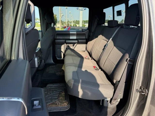 Used 2017 Gray Ford XLT image 11