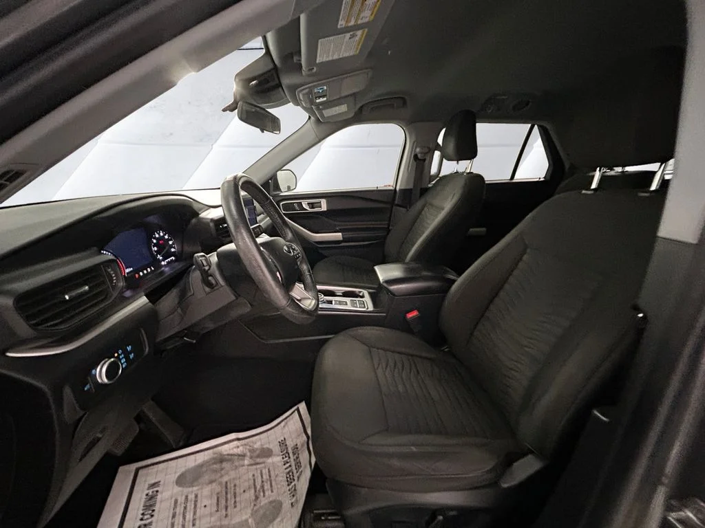 Used 2021 Gray Ford XLT image 7