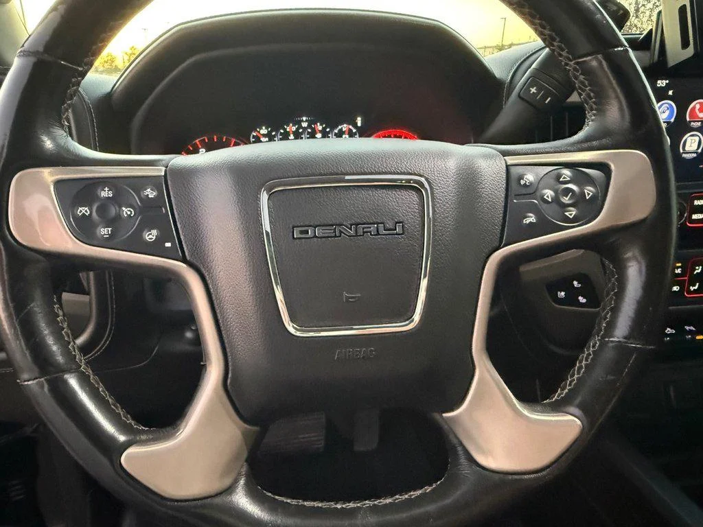 Used 2016 Onyx Black GMC DENALI image 14