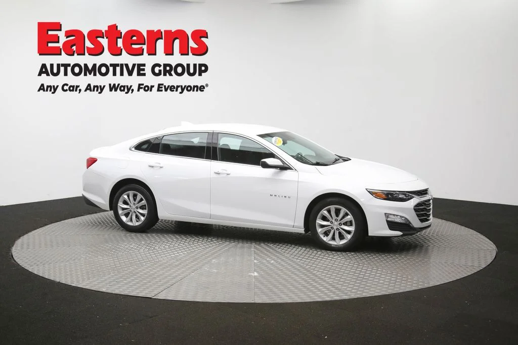 Used 2025 White Chevrolet LT image 49