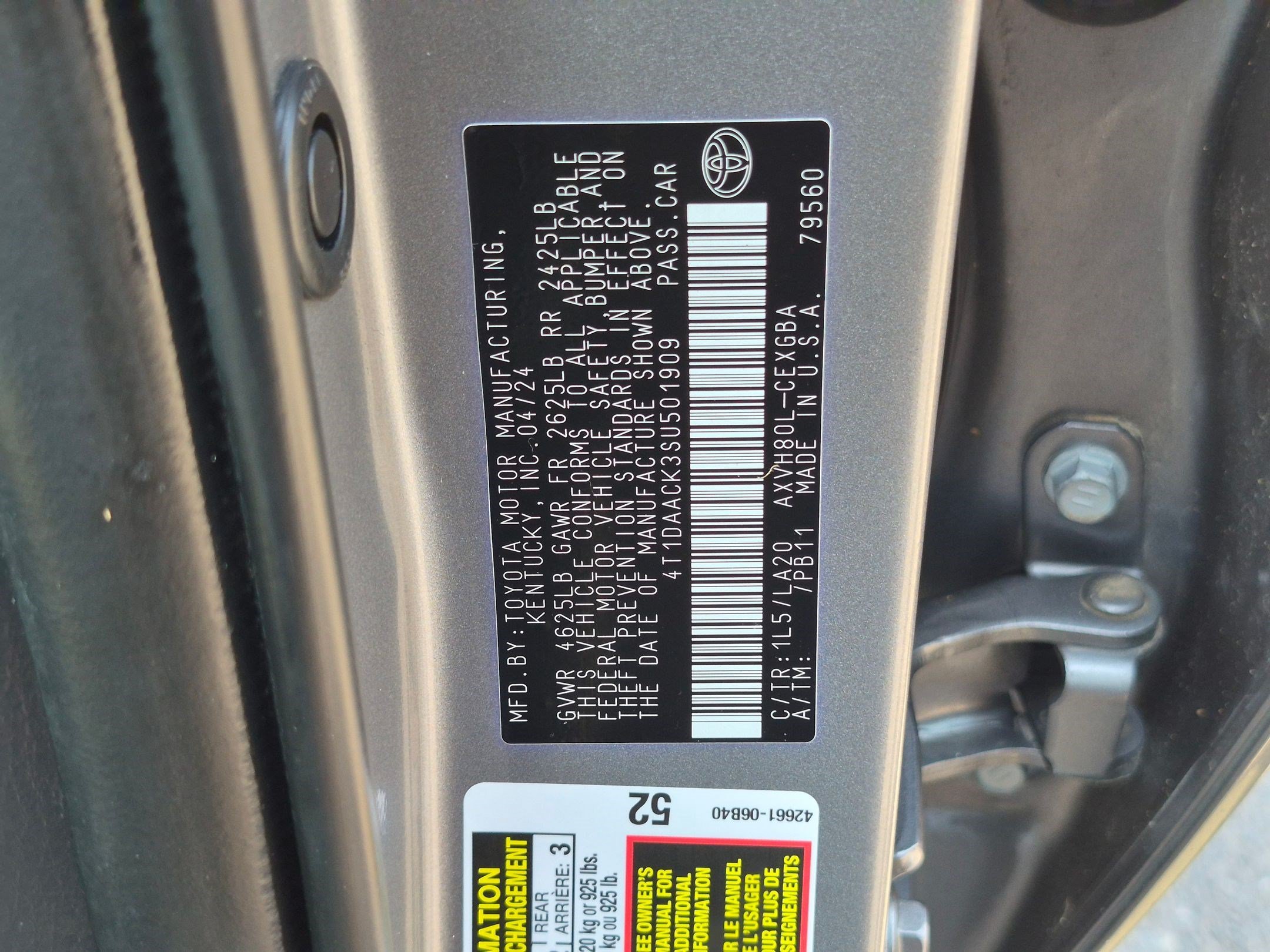 Used 2025 Heavy Metal Toyota LE image 33